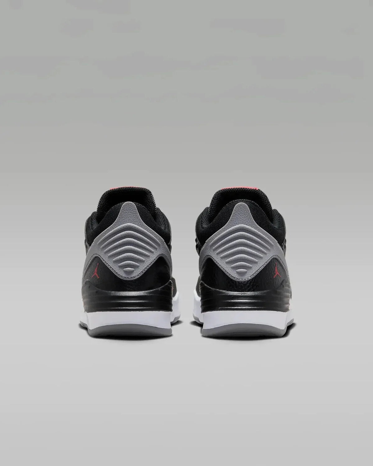 Air Jordan Max Aura 5 DZ4352-061 Older Kids Black/Ivory Basketball Sizehoes NR4814 (6Y)