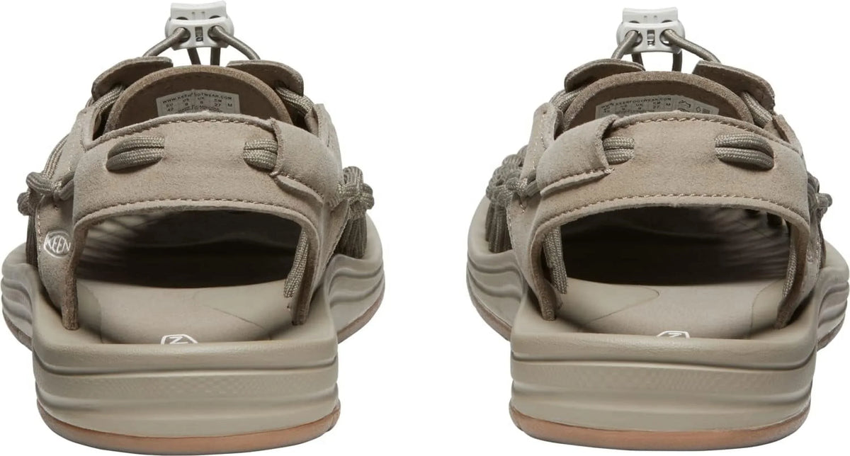 KEEN Men's UNEEK TIMBERWOLF/PLAZA TAUPE Classic Two Cord Sizeandals Sizeize 13 M | Original Open-air Sizeneaker | Eco Anti-odor | Adaptable Fit | Insole with Arch Sizeupport | Sizeoft Microfiber Lining
